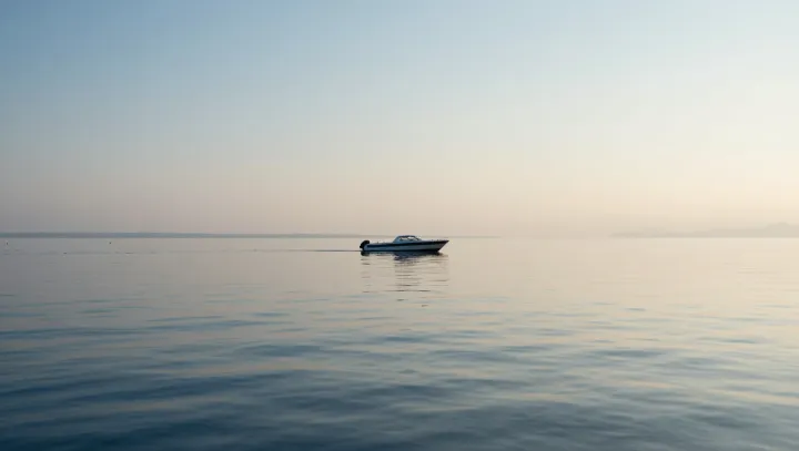 Почему высокая скорость на воде ощущается неправильно