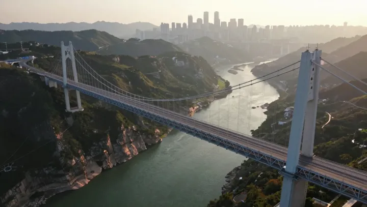 How One Bridge Silently Becomes the Core Support of the Whole Landscape