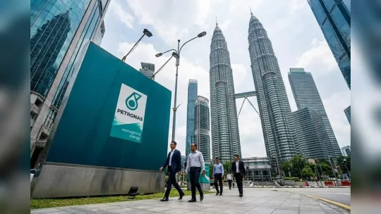 Petronas Kekal Dua Juta Tong Sehari