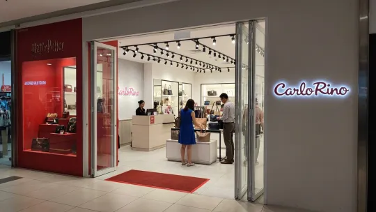 Carlo Rino sasar pindah ke Pasaran Utama