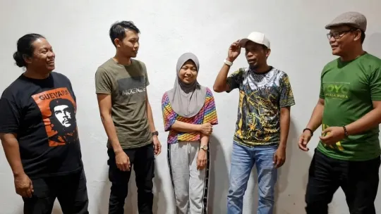 Ieda Moin Kenang Arwah Along Eyzendy