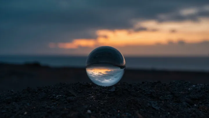 How Astronomers Map Hellish Alien Worlds