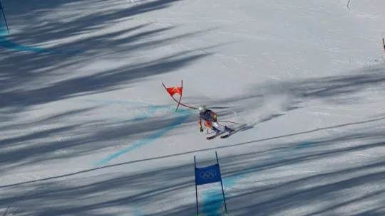 Aruwin tersingkir awal dalam acara giant slalom di Milano Cortina