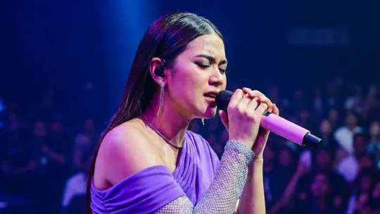 Sesi karaoke jiwa luka Raisa di Zepp KL