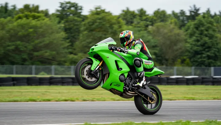 Proč Honda Super Cub prostě nechce zmizet ze scény