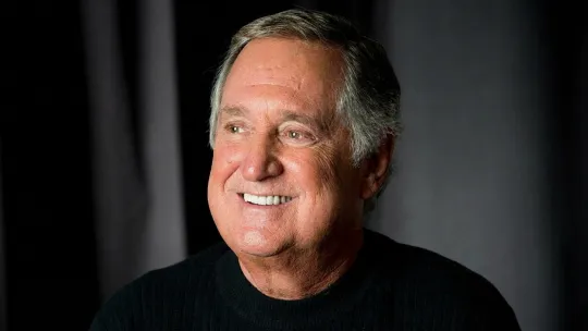 Neil Sedaka pergi, legasi pop kekal berputar