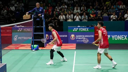 Skuad negara buru kebangkitan di Seluruh England