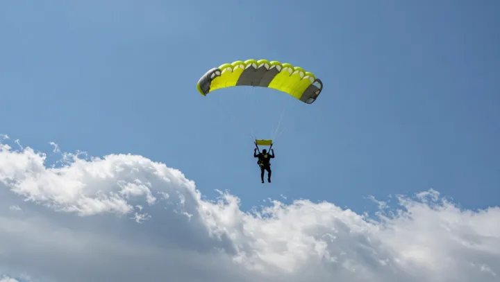 Параплан часами в небе без капли топлива, серьёзно