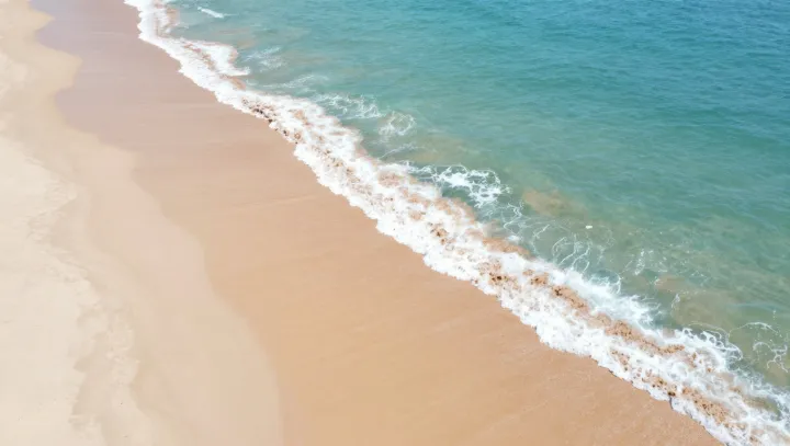 Na mapě jasná pláž, v reálu nic? co to sakra