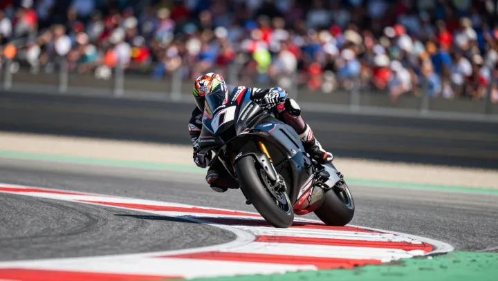 чё за прикол, медленнее едут — круг быстрее