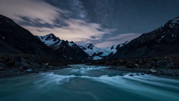 Why a collision‑zone range barely moves