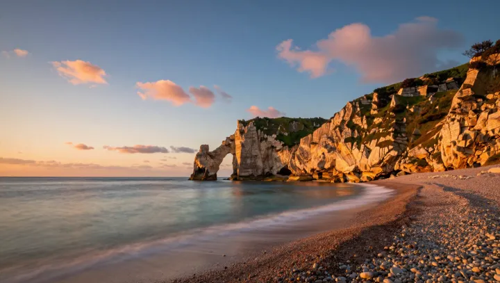 A Coastal Arch That Compresses Deep Time