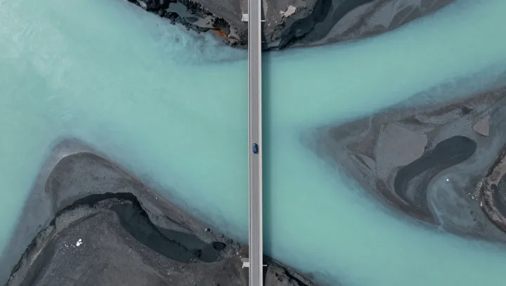 Lítat za světlem a ledem za tyhle prachy fakt jo