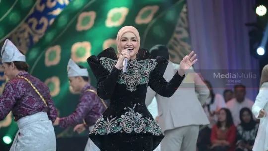 Konsert 30 Tahun Siti Nurhaliza Di TV2