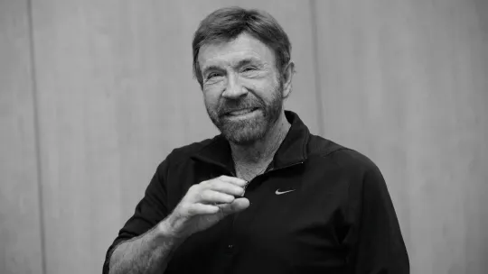Bintang aksi Chuck Norris meninggal di Hawaii