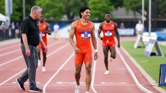Azeem bantu Auburn kuasai 4x100m di Atlanta