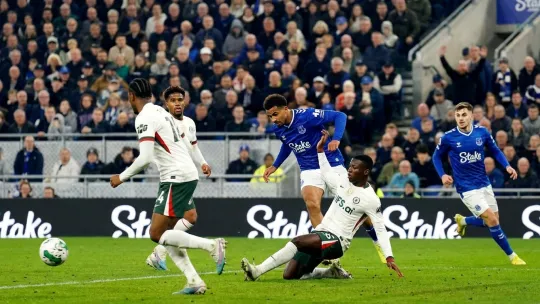 Dua jaringan Beto lonjakkan Everton atasi Chelsea