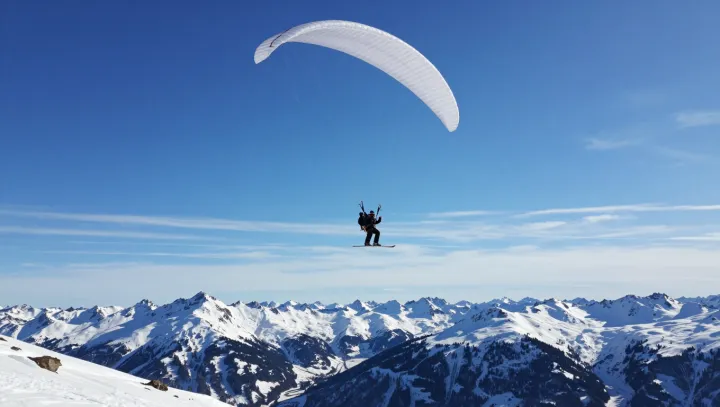 Мгновения между скалой и смертью