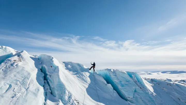 Ice climbing as forensic risk reading