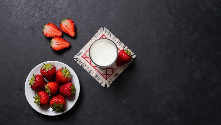 Клубника с ДНК больше, чем у меня