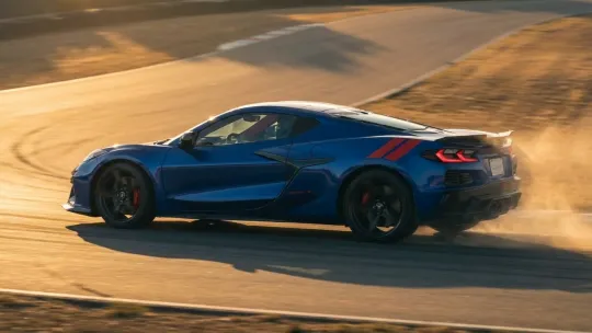 Corvette Grand Sport Kembali Dengan Dua Nadi Kuasa