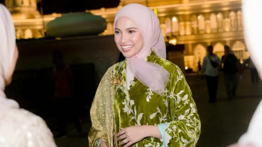 “Tak marah tapi terkejut”: adab di media sosial