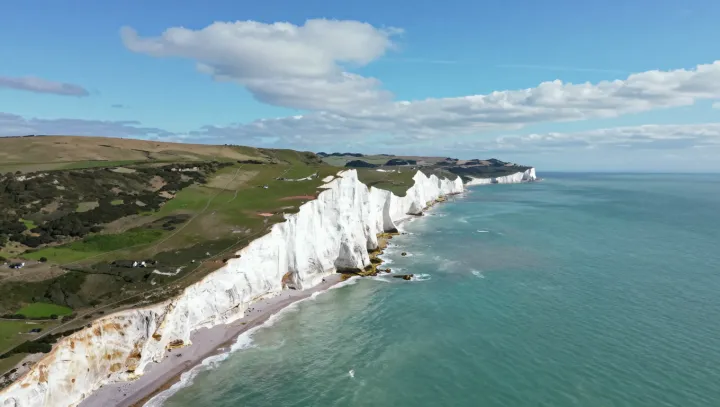 Chalk cliffs that archive ancient climate
