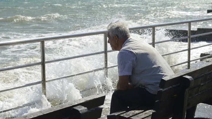 Never-married adults face higher cancer risk