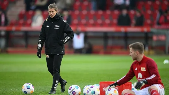 Jurulatih wanita pertama terajui kelab Bundesliga