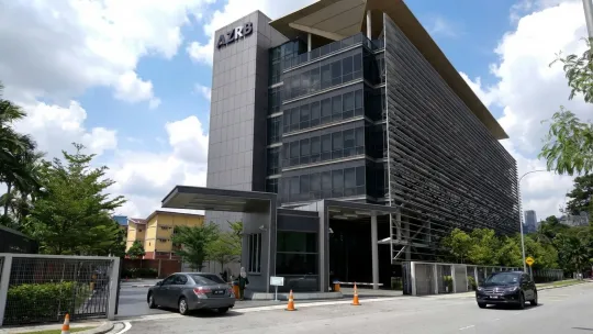 Subsidiari AZRB berdepan petisyen gulung tikar