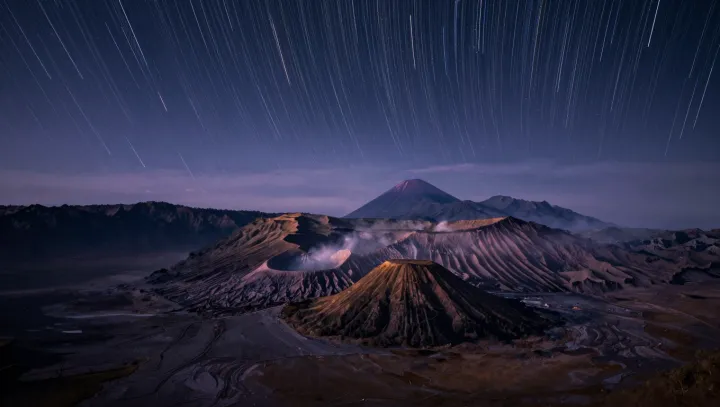 Earth’s Meteor Showers Are Comet Dust Highways