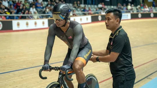 Shah buru kemuncak baharu pecut Asia