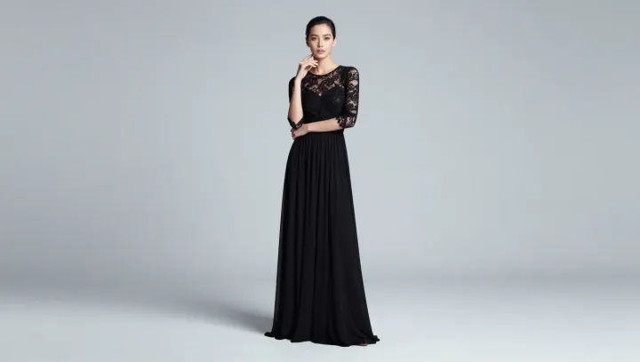 Why a Lace Dress Can Sharpen Your Shape
