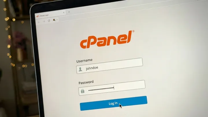 Hackers exploit live cPanel zero‑day flaw