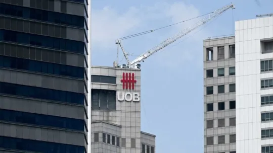 Untung Bersih UOB Susut Empat Peratus