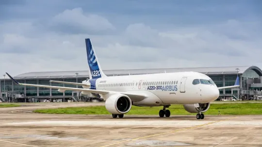 AirAsia kunci tempahan mega Airbus A220