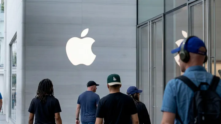 Apple tests camera AirPods for AI era