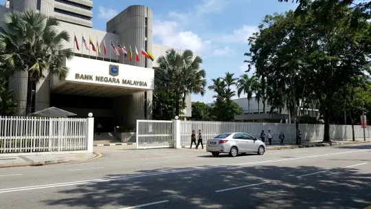 Inflasi Meningkat, Bayangan Kenaikan OPR