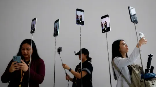 Apple pushes iOS 26.5 with messaging shift