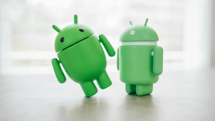 Android Canary 2605 drenches Pixel UI in blur