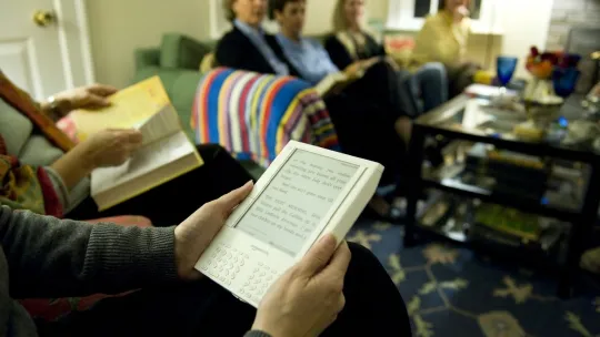 Old Kindles Get New Life Through Risky Hacks