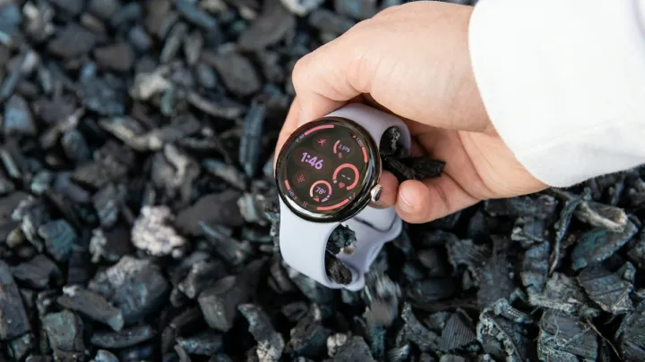 Wear OS 7 puts live updates on your wrist