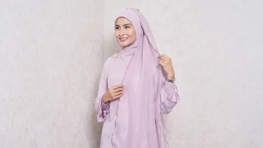 RM1 Seorang, Peminat Desak MV ‘Lembayung Tari’