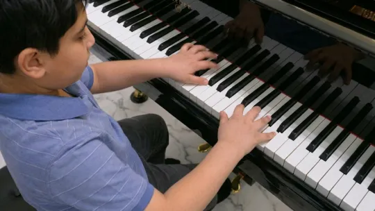 ‘Payam Method’ turns piano drills into play