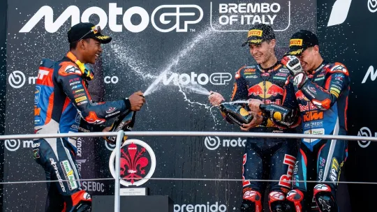Hakim Danish Hilang Di Podium Demi Prinsip