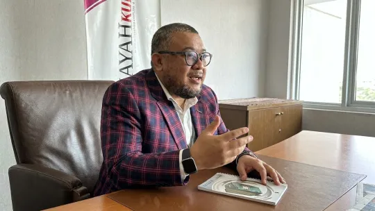 Afdlin Shauki resmi kemuka surat tuntutan kepada Chegubard
