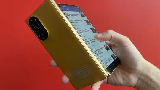 I Held The Trump Phone
