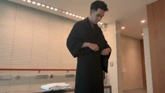 Empat Hari Persiapan, Farez Berangkat Umrah