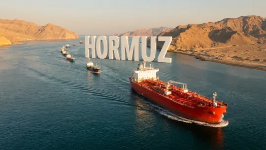 Harga Brent jatuh bawah AS$80 selepas jangkaan buka semula laluan Selat Hormuz