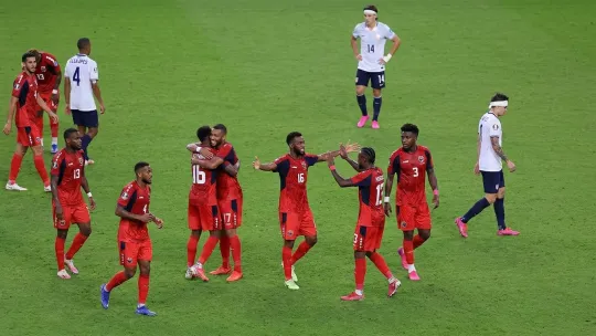 Sepakan percuma Pina ubah sejarah Cape Verde